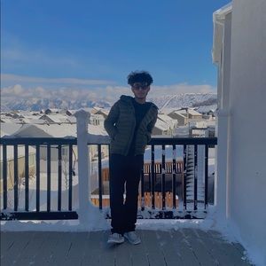 Meet your Posher, Nicolas